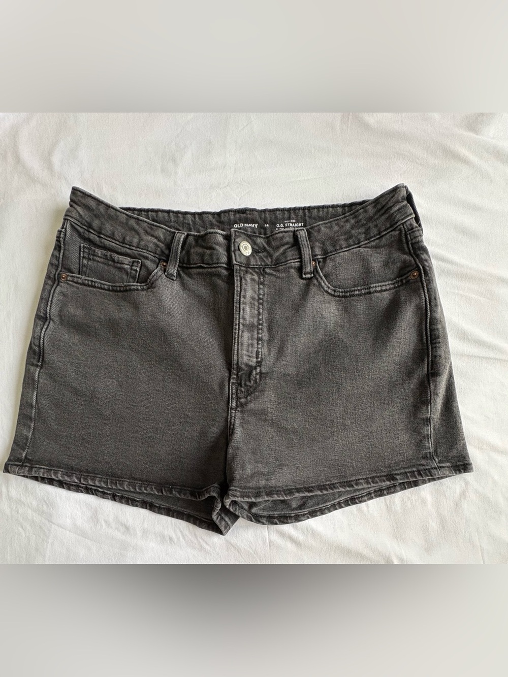 Old Navy High Rise O.G. Straight Gray Denim Shorts Size 14